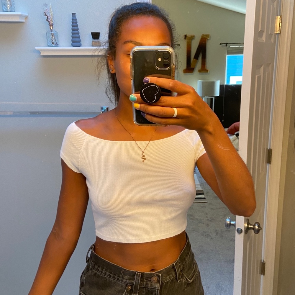BRANDY MELVILLE top